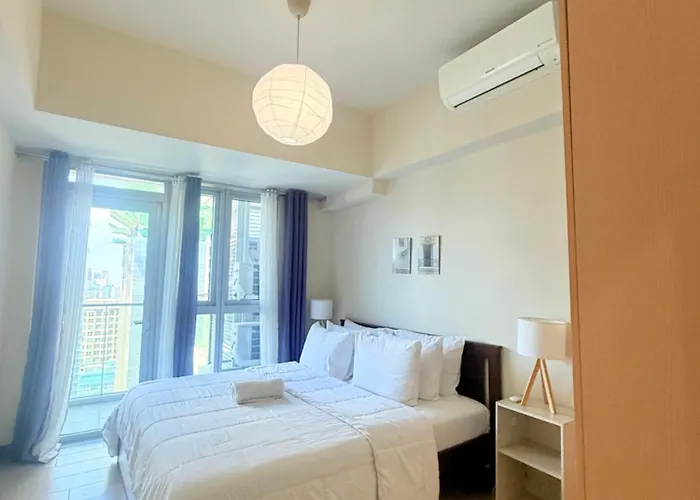 Spacious 2 Bedroom With Stunningview In Uptown Bgc *