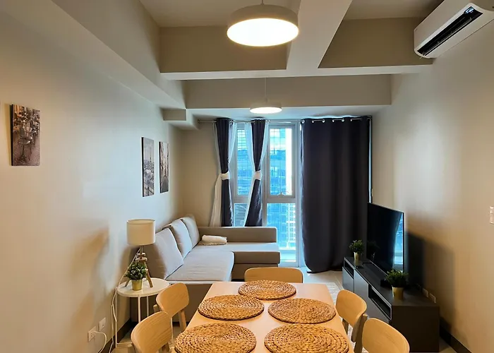 Spacious 2 Bedroom With Stunningview In Uptown Bgc